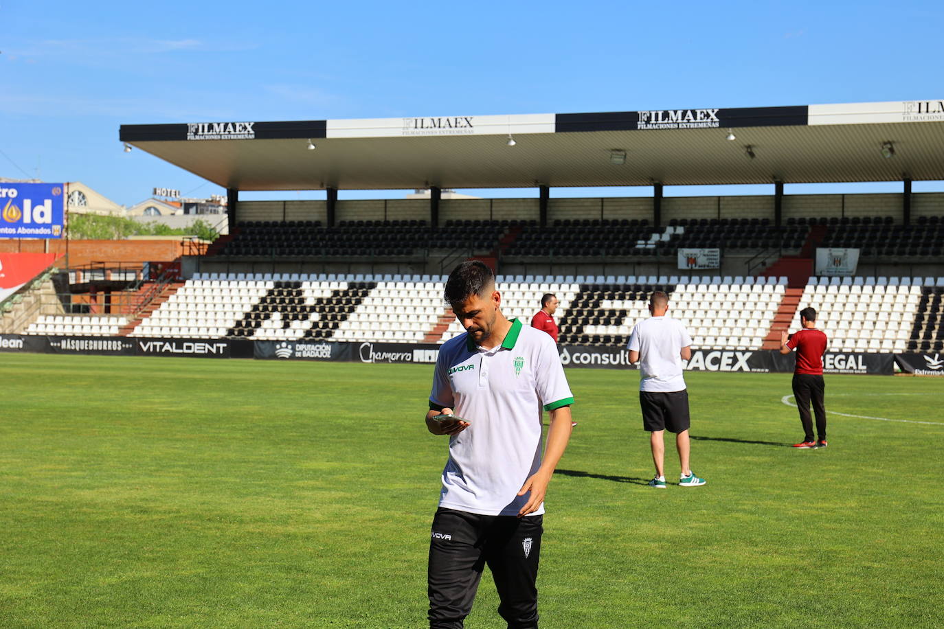 Así lo han vivido los mil cordobesistas del AD Mérida - Córdoba CF