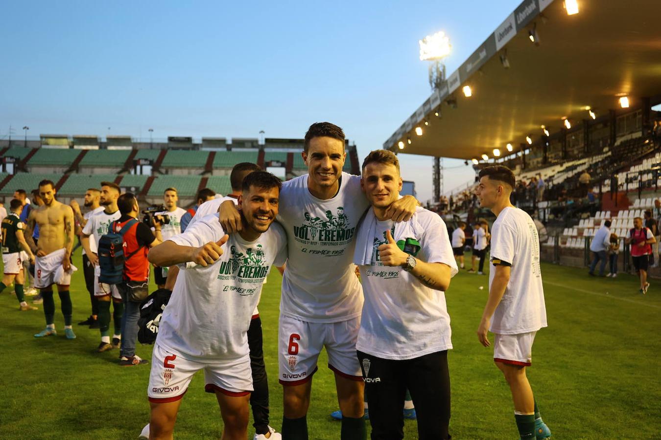 La fiesta del ascenso del Córdoba CF en Mérida, en imágenes