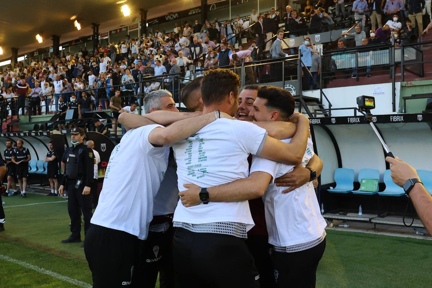 La fiesta del ascenso del Córdoba CF en Mérida, en imágenes