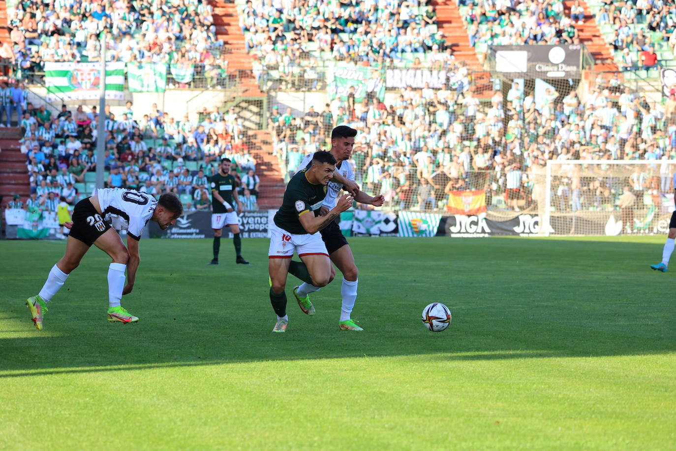 El AD Mérida - Córdoba CF, en imágenes