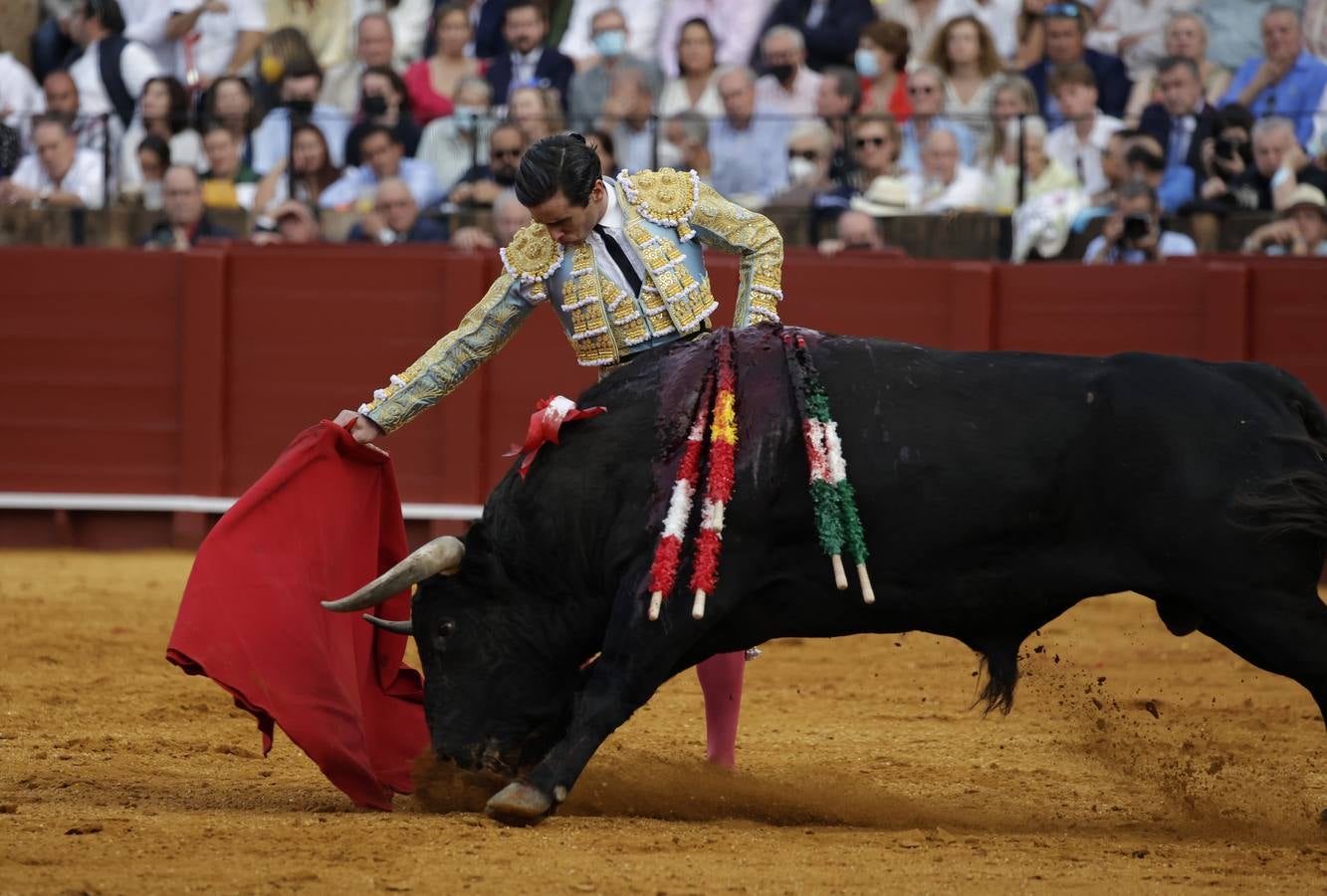 Corrida del Domingo de Resurrección en Sevilla con Morante de la Puebla, Juan Ortega y Pablo Aguado. JUAN FLORES