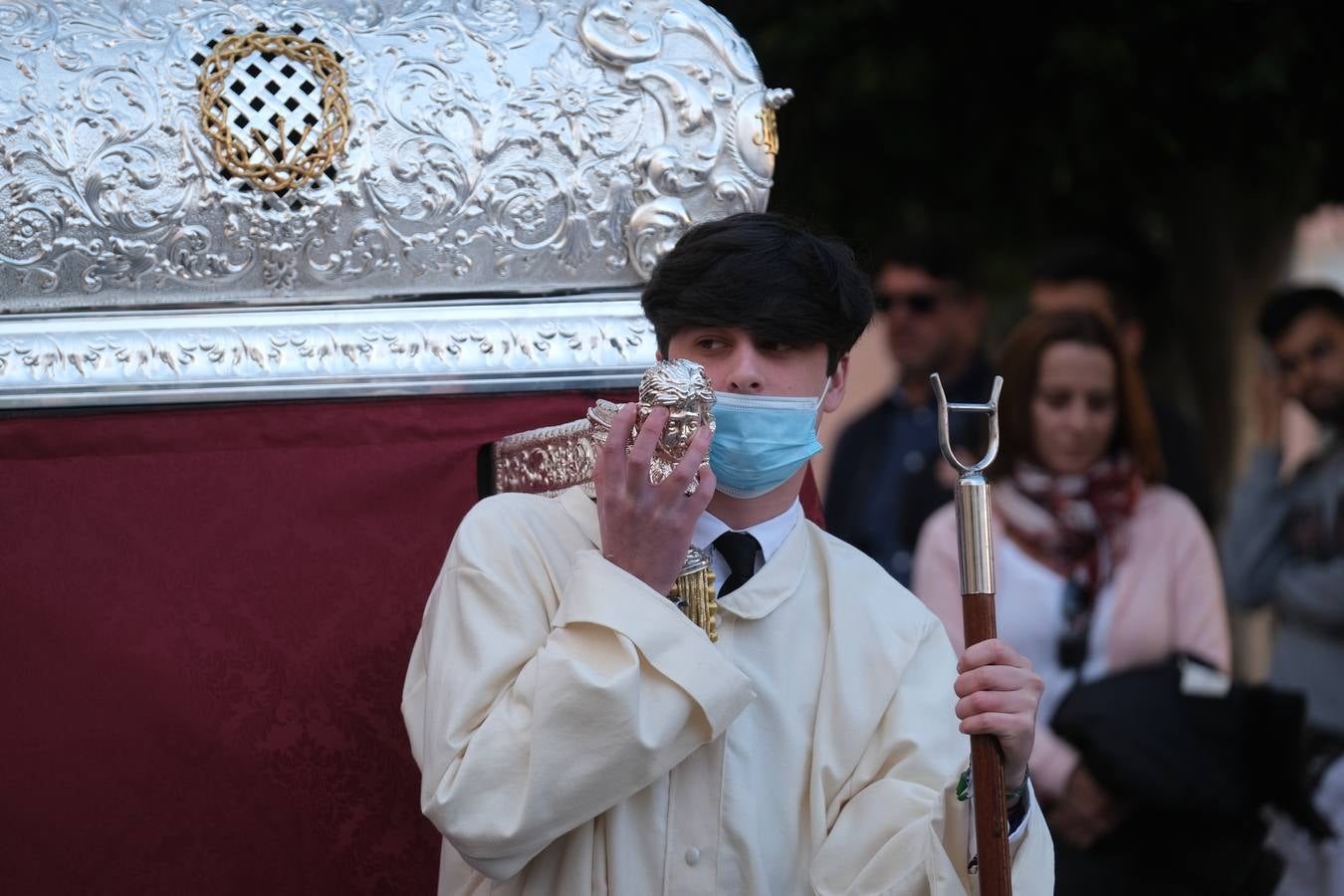 Fotos: El Resucitado recorre las calles de Cádiz en la Semana Santa 2022