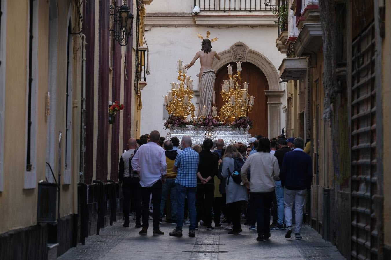 Fotos: El Resucitado recorre las calles de Cádiz en la Semana Santa 2022