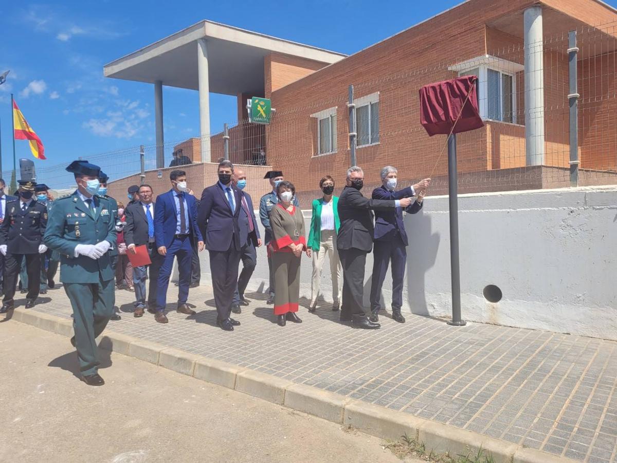 El estreno del cuartel de la Guardia Civil de Puente Genil, en imágenes