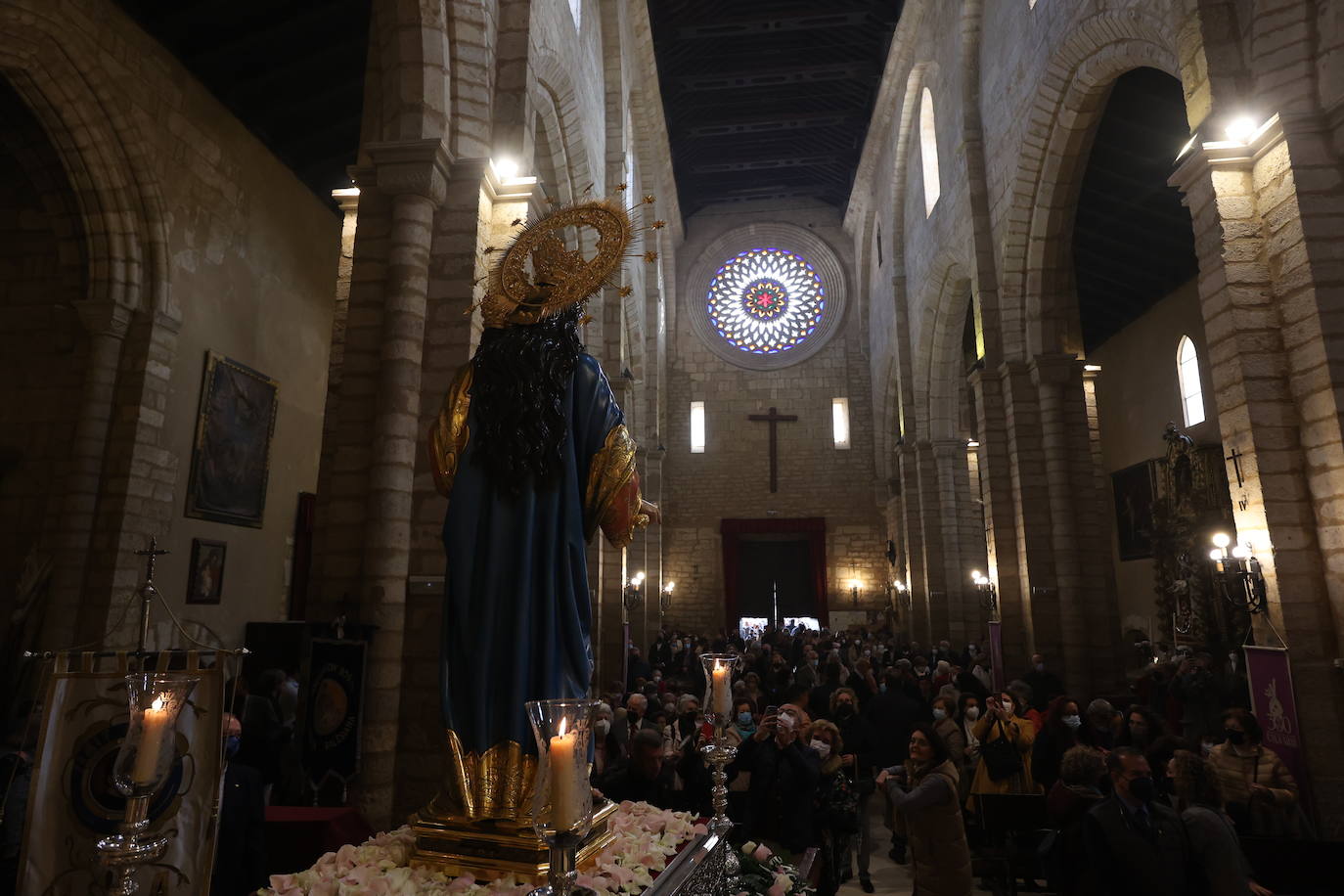 El regreso de María Auxiliadora a su santuario de Córdoba, en imágenes