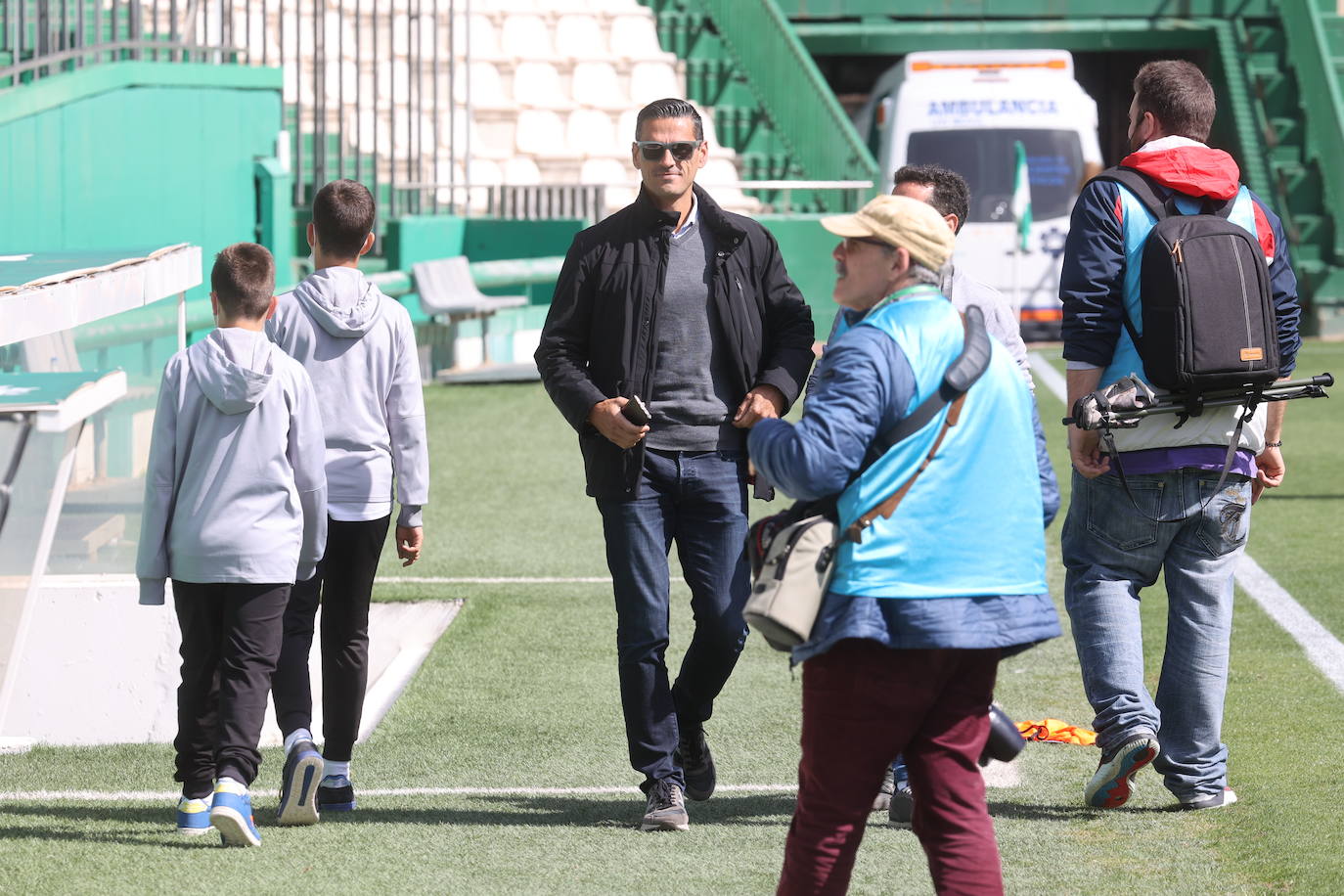 El excelente ambiente en el Córdoba CF - Las Palmas Atlético, en imágenes