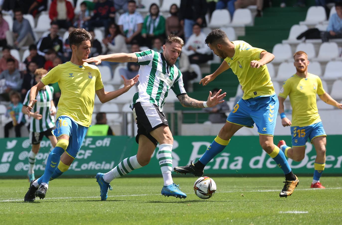 Las mejores jugadas del Córdoba CF-Las Palmas, en imágenes