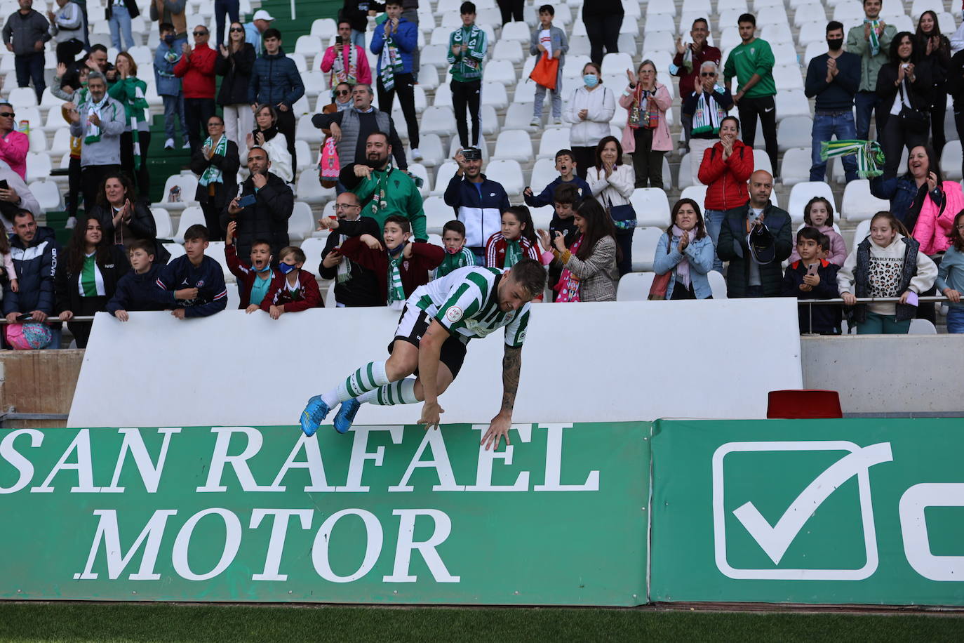 Las mejores jugadas del Córdoba CF-Las Palmas, en imágenes