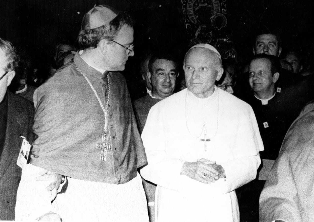 Durante la visita del Papa Juan Pablo II a Sevilla en 1982. RUESGA