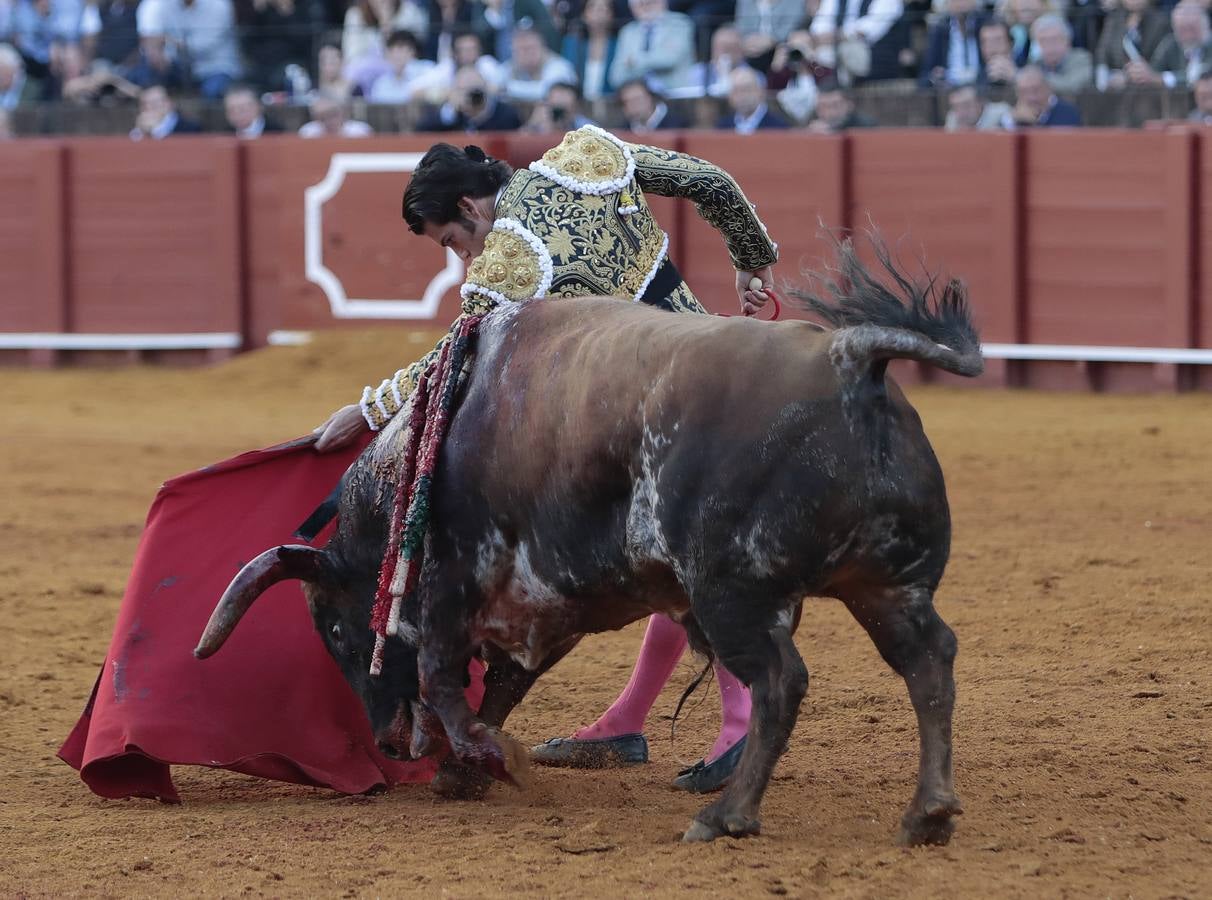 Primera corrida del ciclo continuado de 2022 en la plaza de toros de Sevilla. RAÚL DOBLADO