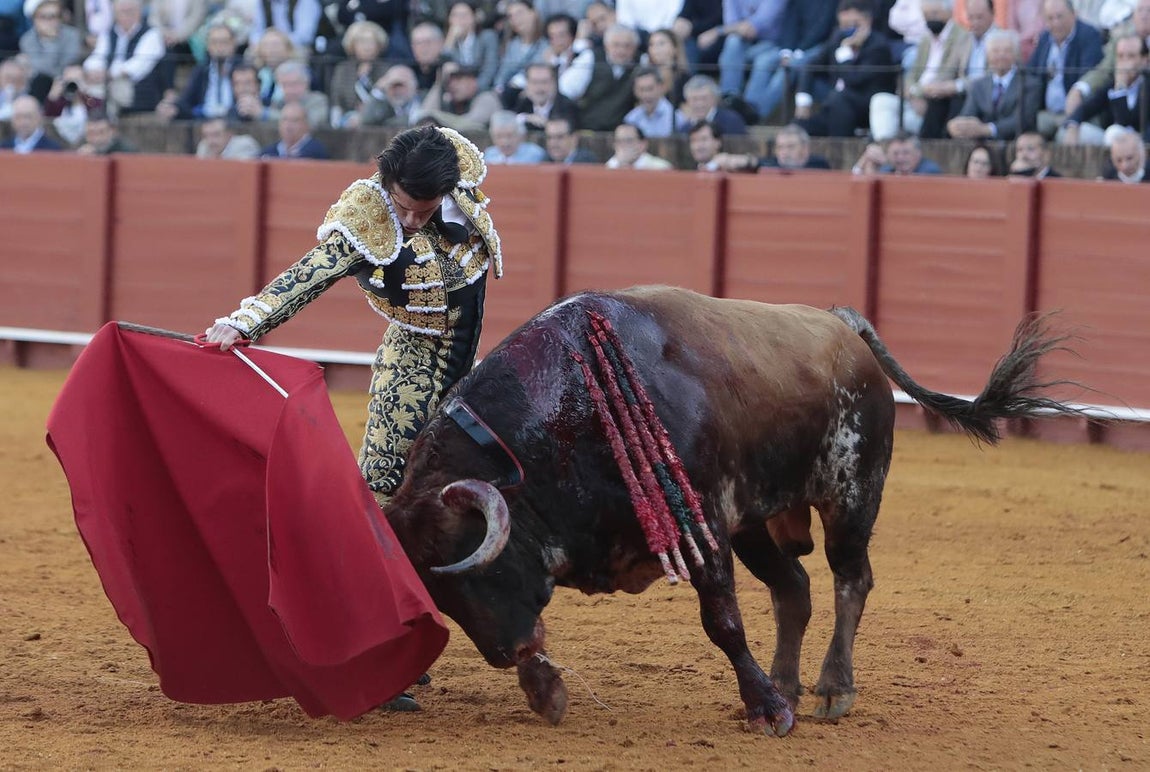 Primera corrida del ciclo continuado de 2022 en la plaza de toros de Sevilla. RAÚL DOBLADO