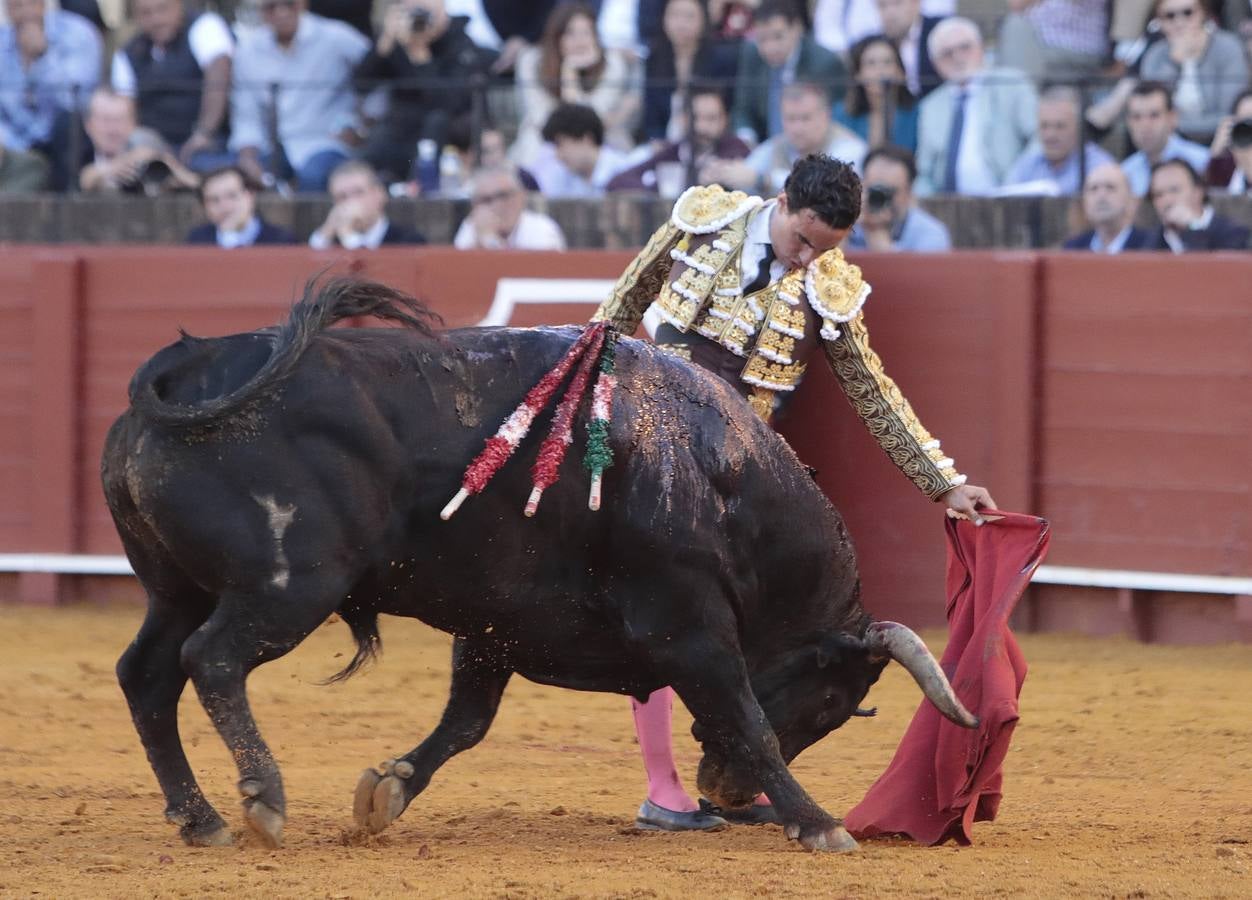 Primera corrida del ciclo continuado de 2022 en la plaza de toros de Sevilla. RAÚL DOBLADO