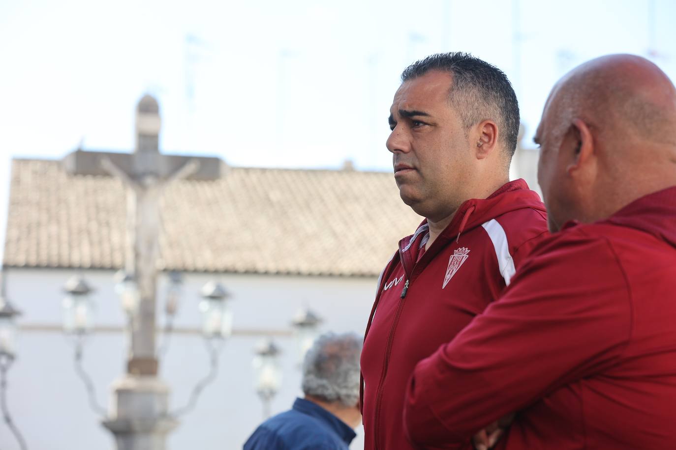 La ofrenda a San Rafael y Virgen de los Dolores por el ascenso del Córdoba CF, en imágenes