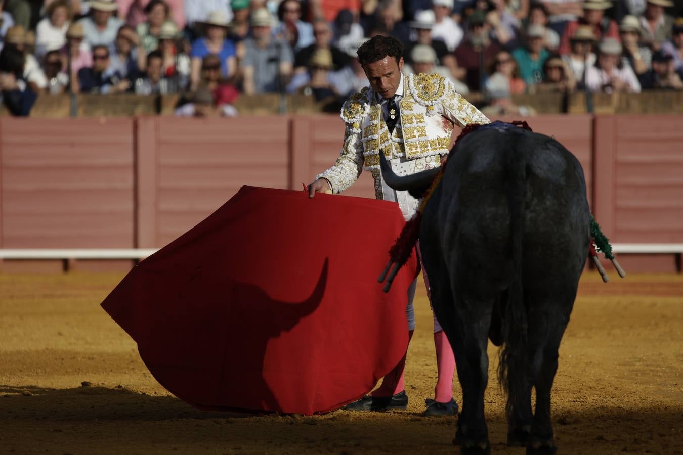 Mano a mano entre Ferrera y Perera en la plaza de toros de Sevilla en 2022. JUAN FLORES