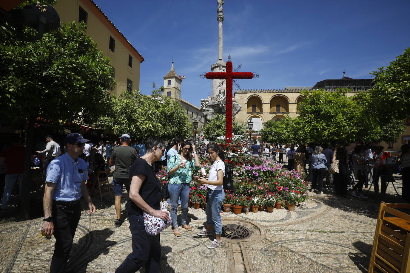 El ambiente turístico en las Cruces de Mayo de Córdoba 2022