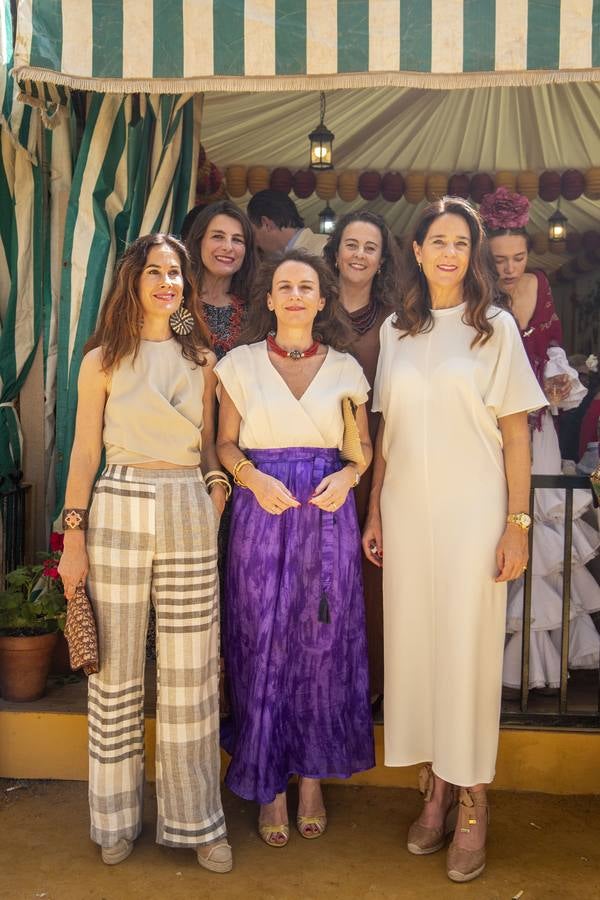 Rocío Arza, María Fernández, María Núñez, Ángeles Rodríguez Marañón y Mercedes Alarcón. ROCÍO RUZ