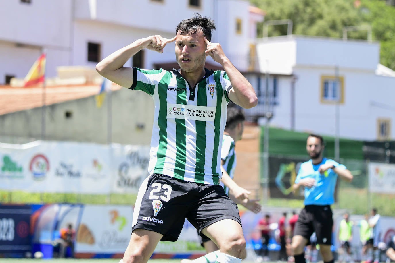 Las brillantes imágenes del Panadería Pulido - Córdoba CF