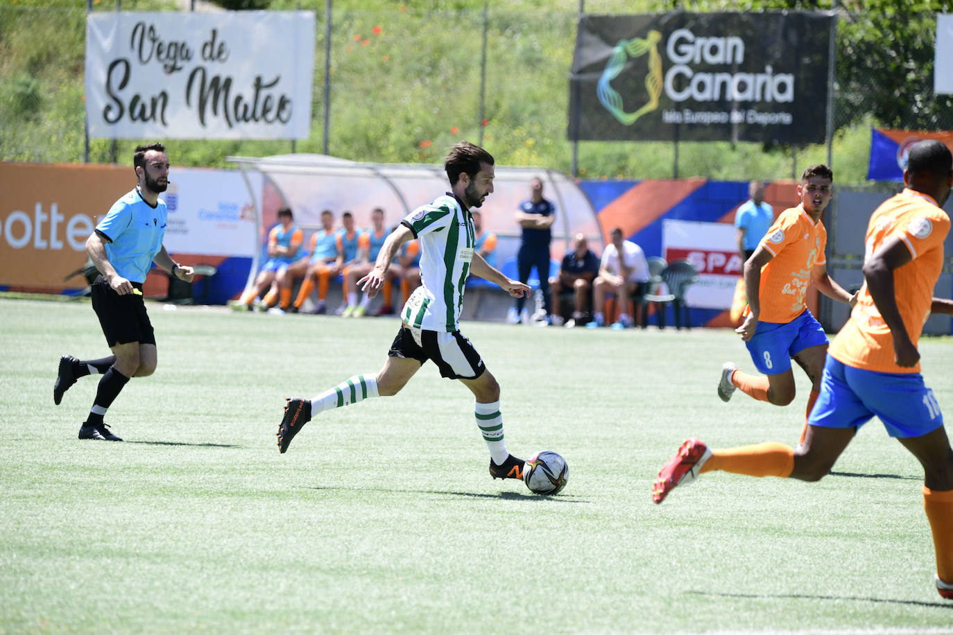 Las brillantes imágenes del Panadería Pulido - Córdoba CF