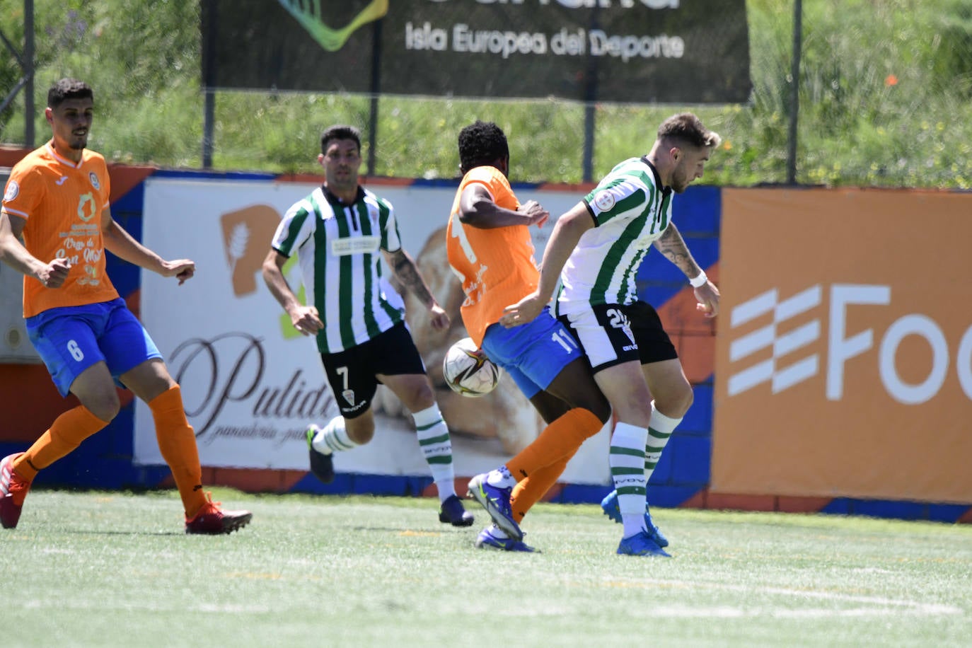 Las brillantes imágenes del Panadería Pulido - Córdoba CF