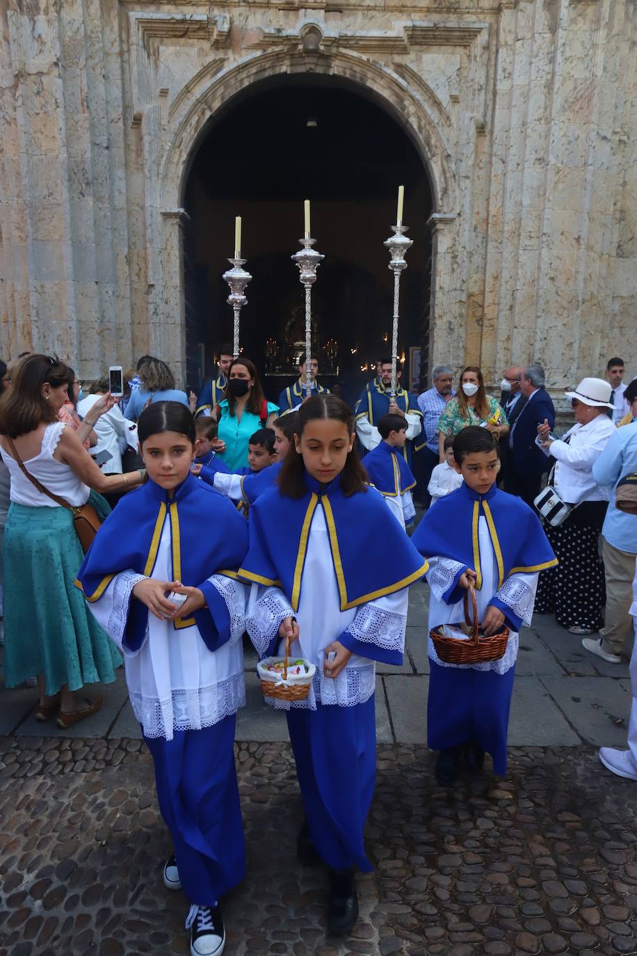 La procesión de la Virgen de la Cabeza en Córdoba, en imágenes