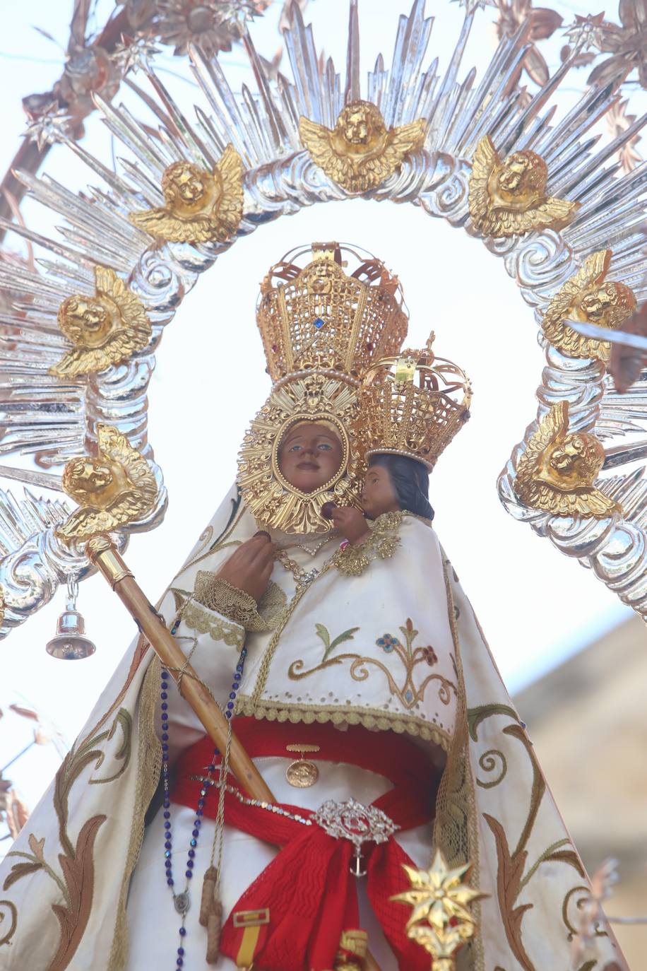 La procesión de la Virgen de la Cabeza en Córdoba, en imágenes