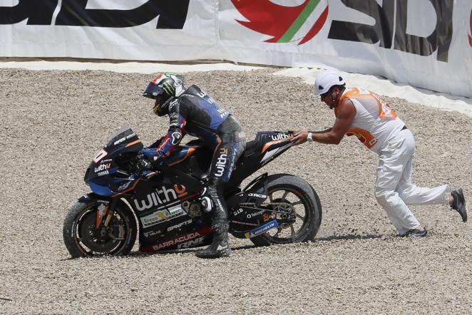 FOTOS: La espectacular caída de Binder en MotoGP Jerez 2022