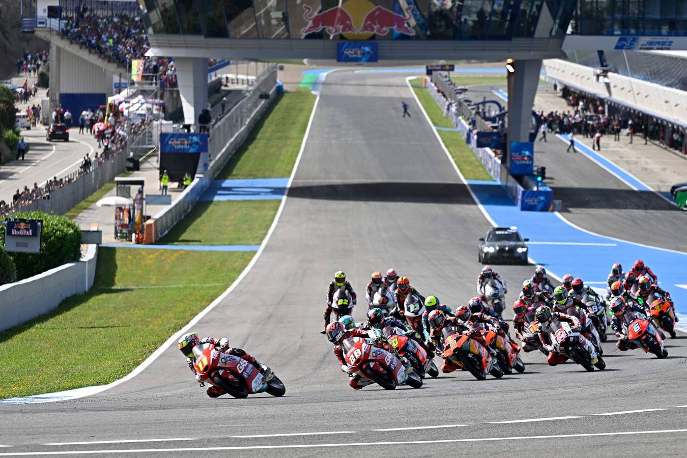 GALERÍA: La carrera de Moto 3 en el Circuito de Jerez