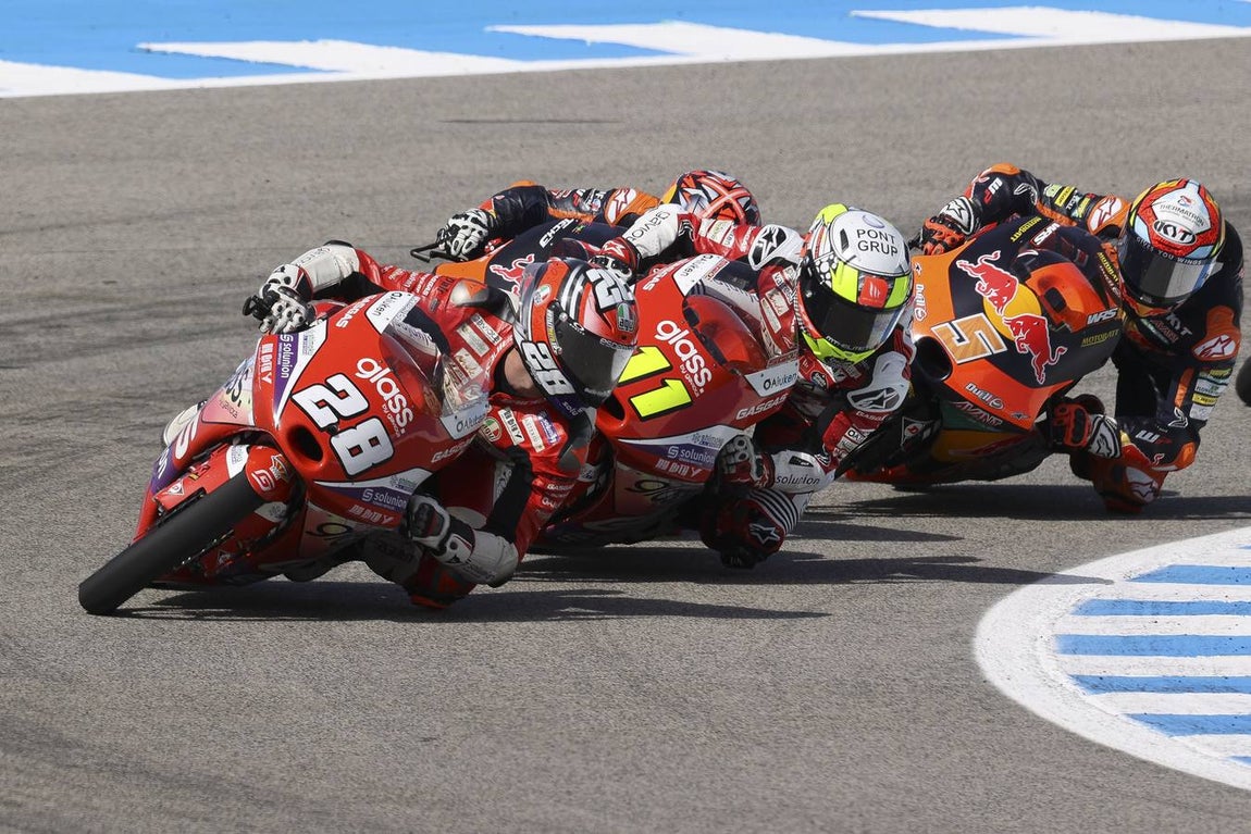 GALERÍA: La carrera de Moto 3 en el Circuito de Jerez