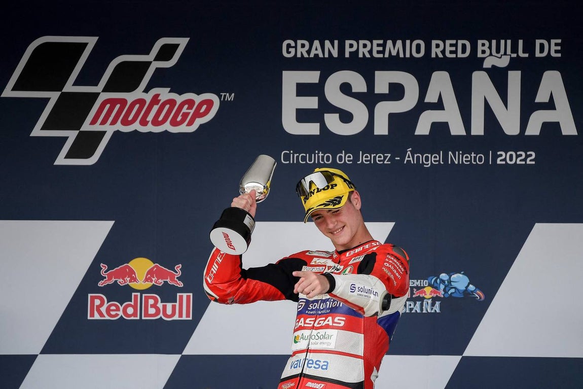 GALERÍA: La carrera de Moto 3 en el Circuito de Jerez