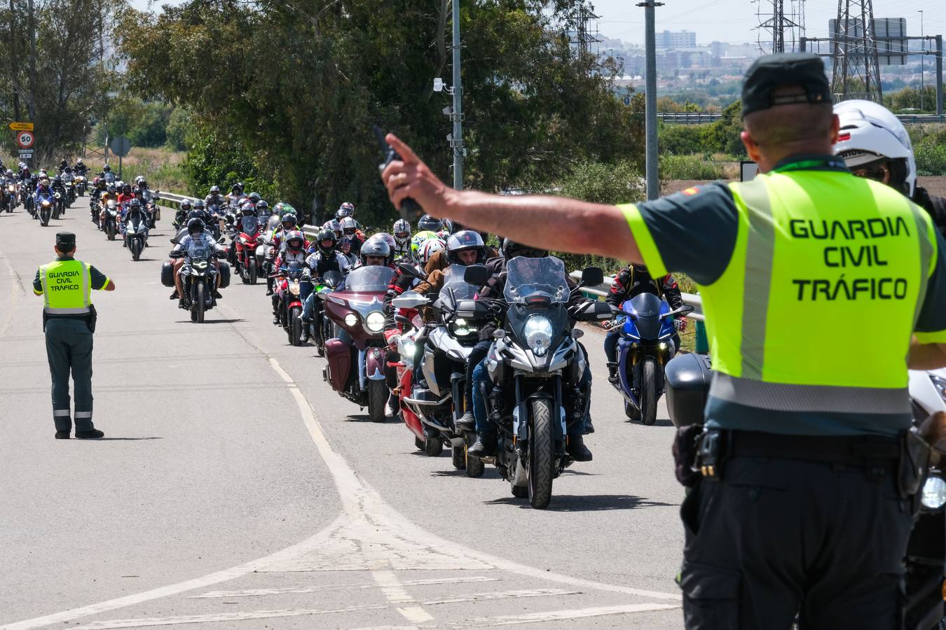 Fotos: salida de los moteros del circuito de Jerez tras la carrera de MotoGP