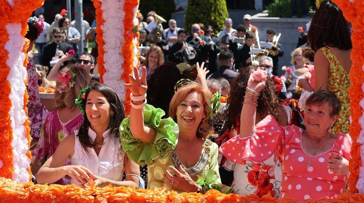 La espectacular Batalla de las Flores de Córdoba 2022, en imágenes