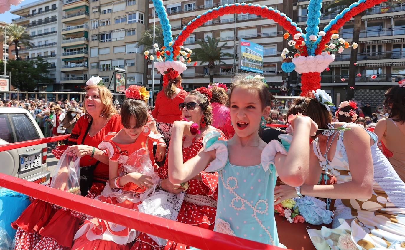 La espectacular Batalla de las Flores de Córdoba 2022, en imágenes