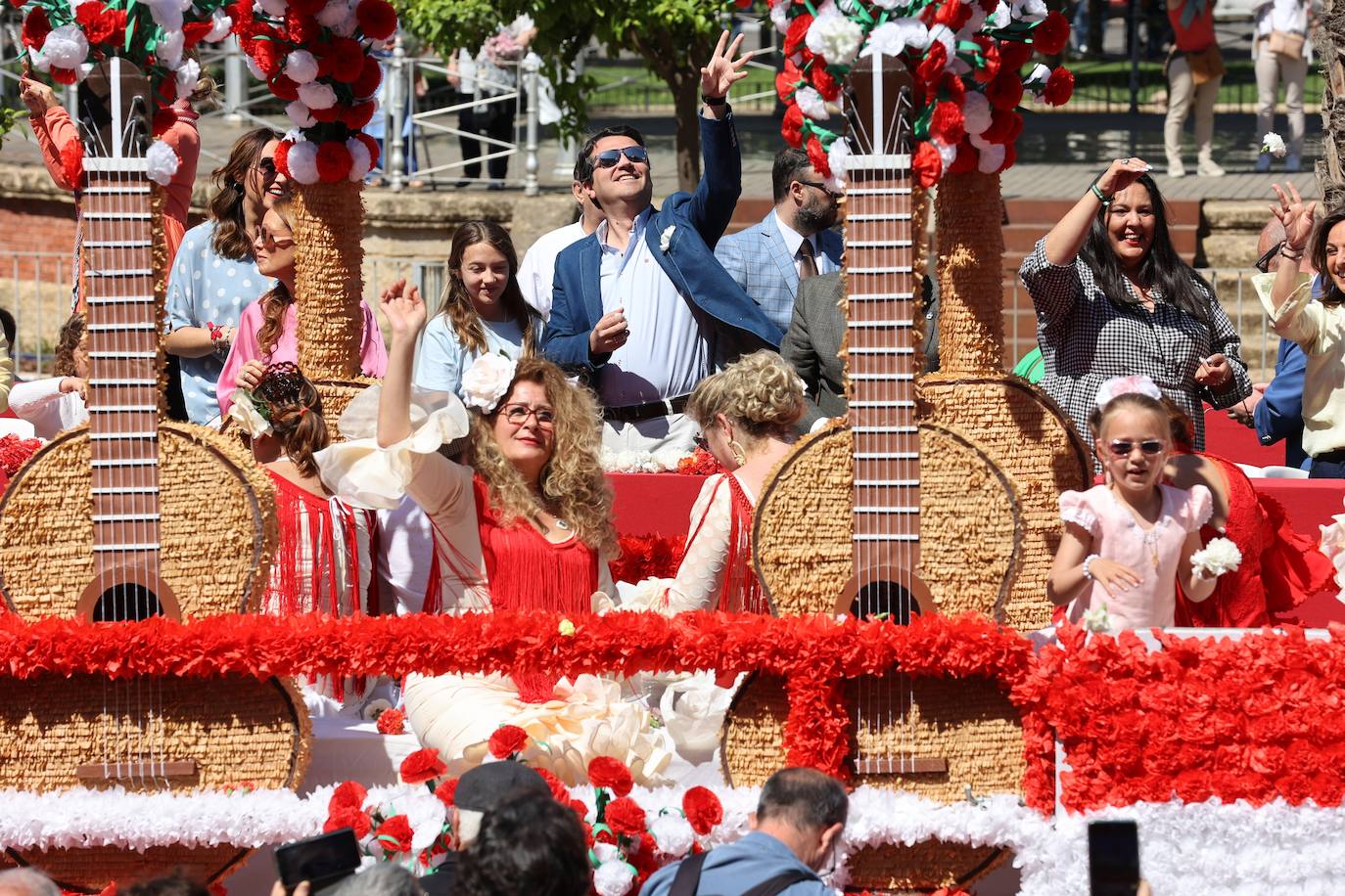 La espectacular Batalla de las Flores de Córdoba 2022, en imágenes