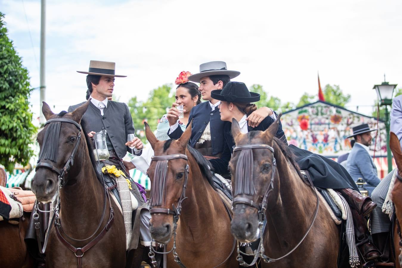 Ambiente en el real durante el miércoles de la Feria de Sevilla 2022. VANESSA GÓMEZ