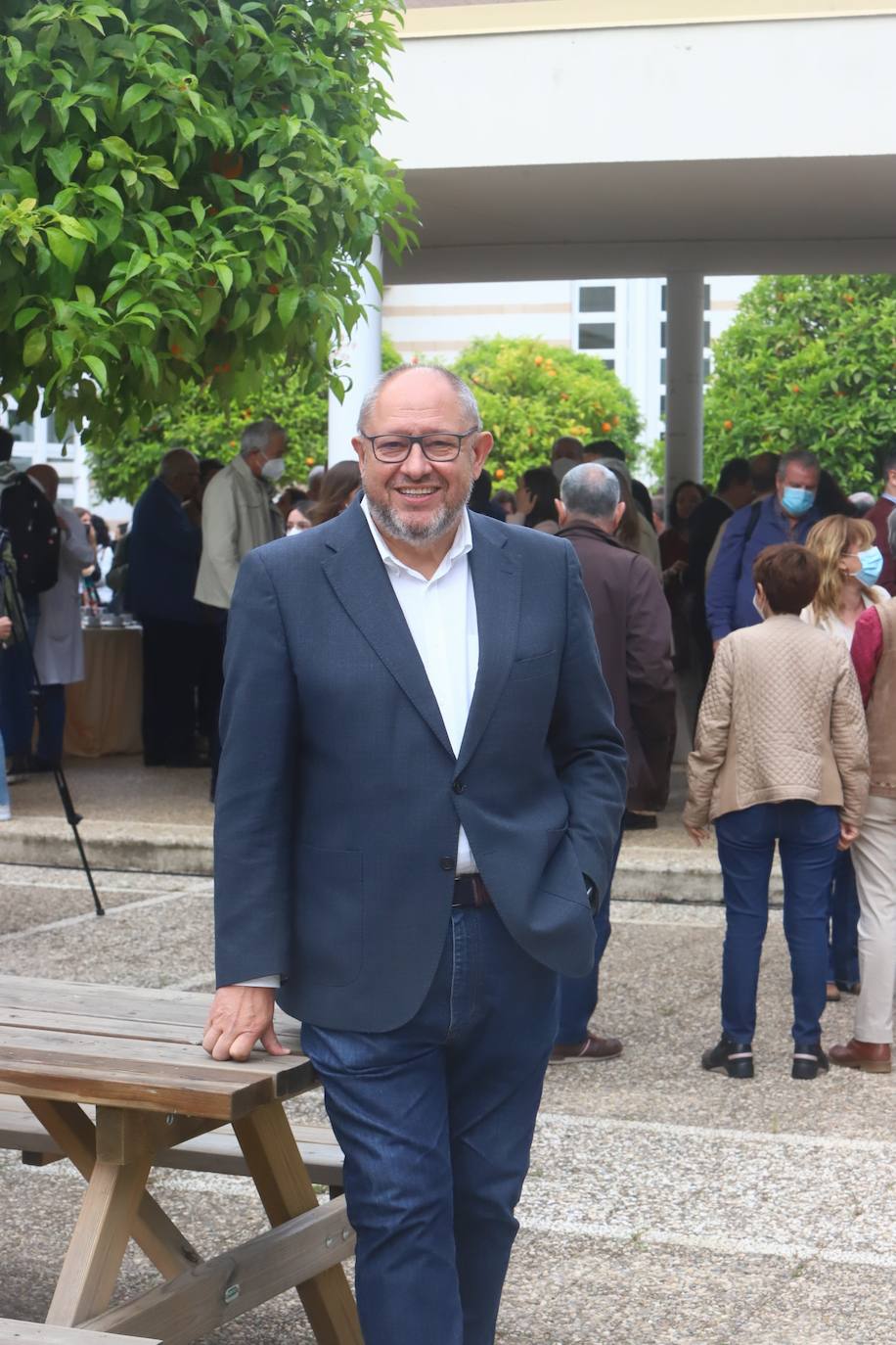 Los equipos de los candidatos a rector de la Universidad de Córdoba, en imágenes