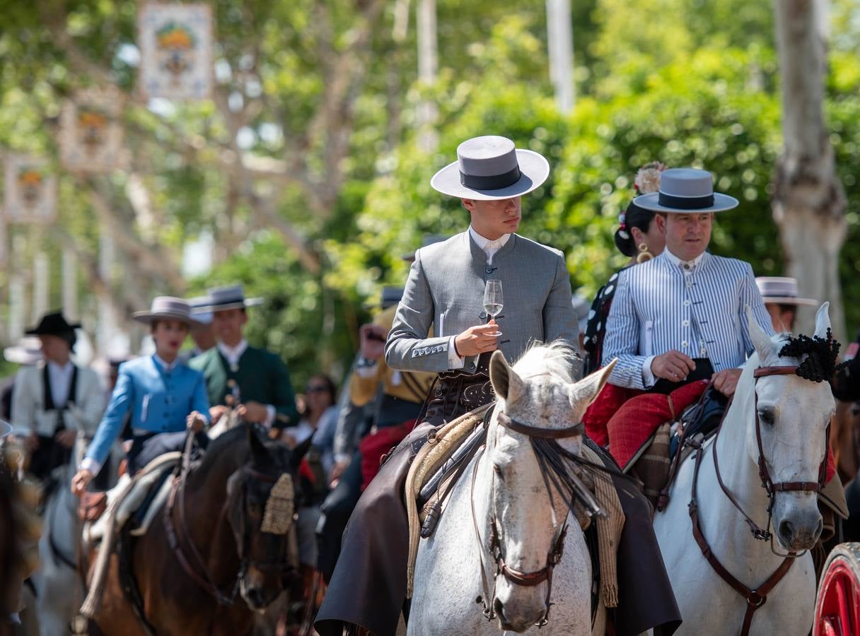 Ambiente durante el viernes de la Feria de Sevilla 2022. CRISTINA GÓMEZ