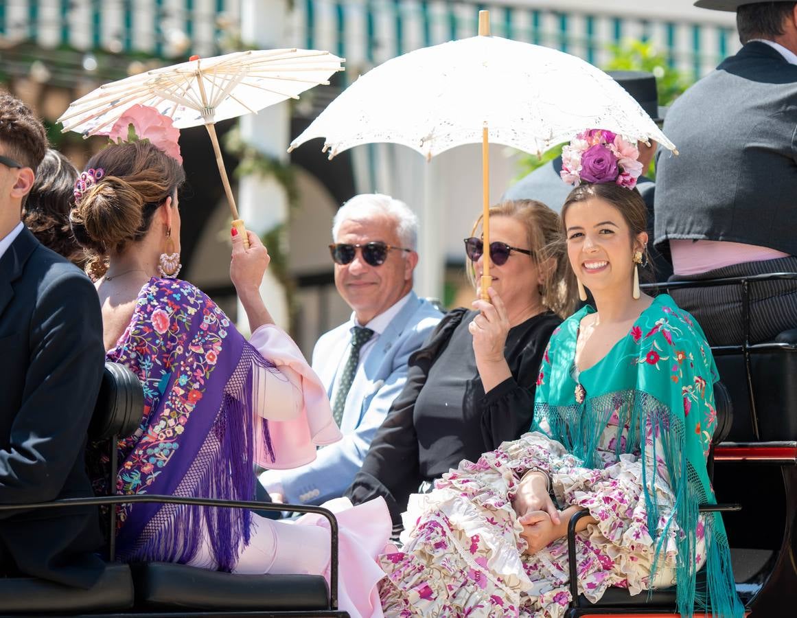 Ambiente durante el viernes de la Feria de Sevilla 2022. CRISTINA GÓMEZ