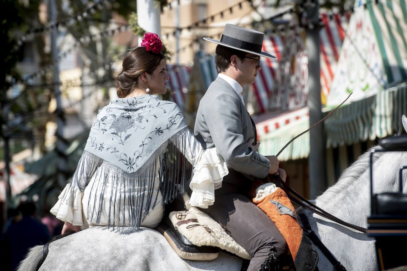 Ambiente durante el viernes en la Feria de Sevilla 2022. MAYA BALANYÀ