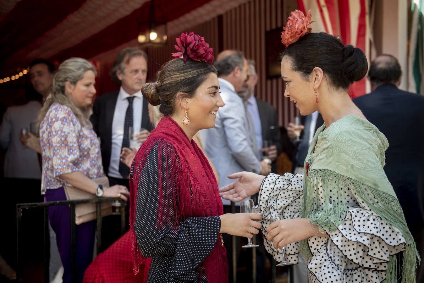 Ambiente durante el viernes en la Feria de Sevilla 2022. MAYA BALANYÀ