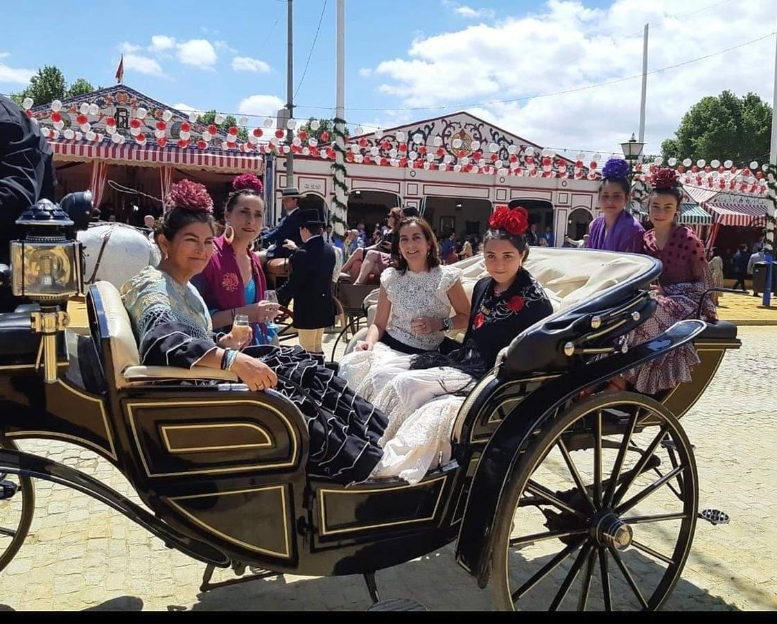 Foto de los lectores de ABC de la Feria de Sevilla 2022. ABC