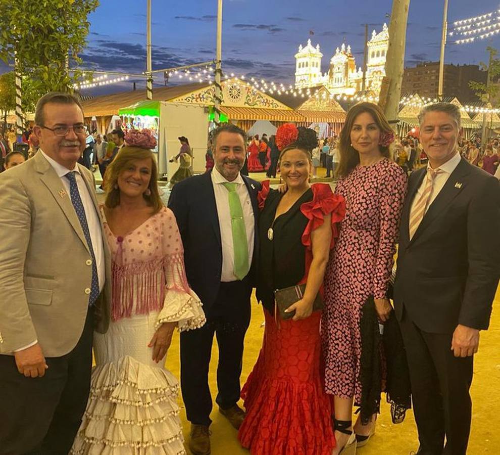 Foto de los lectores de ABC de la Feria de Sevilla 2022. ABC