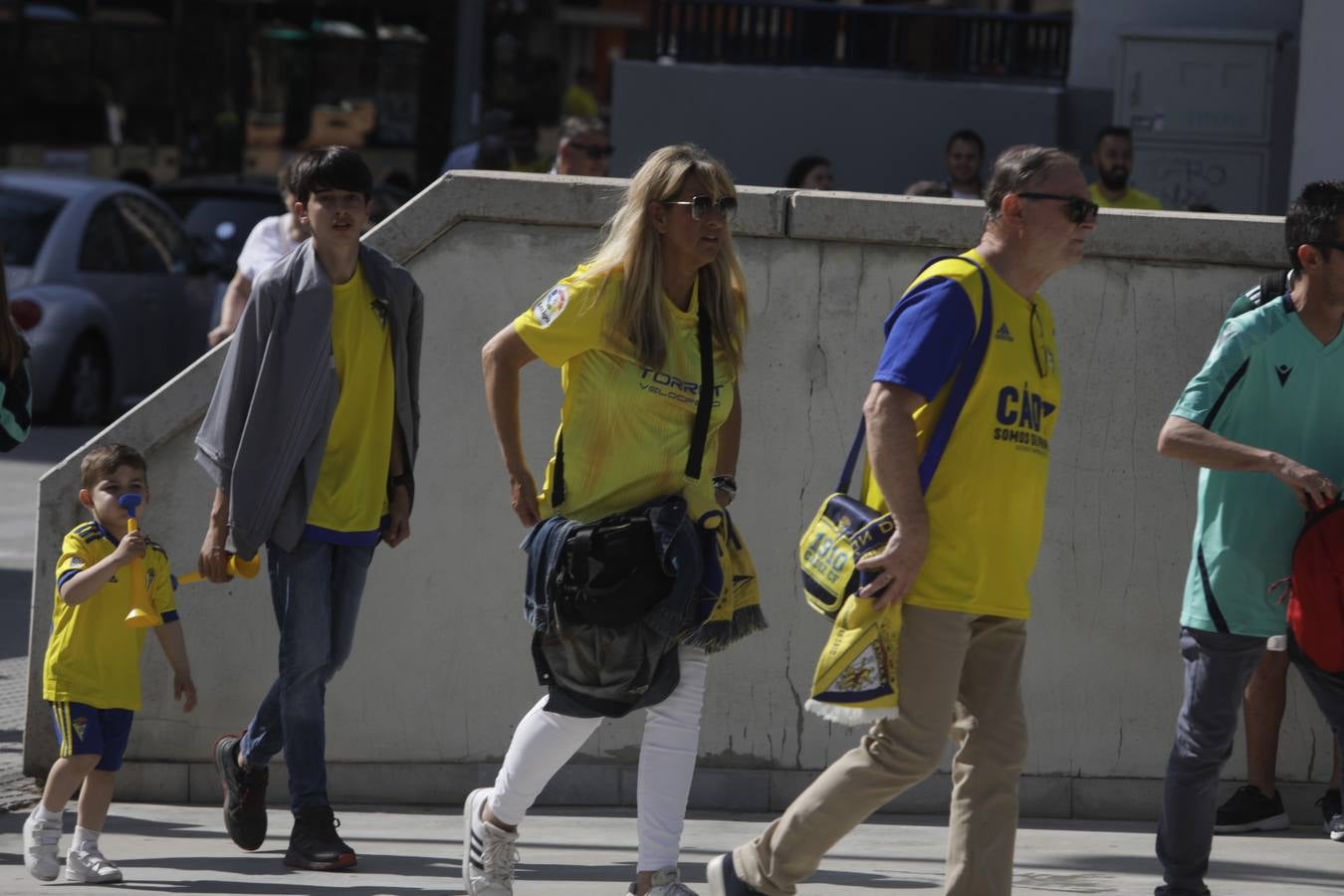 Búscate en el Cádiz-Elche