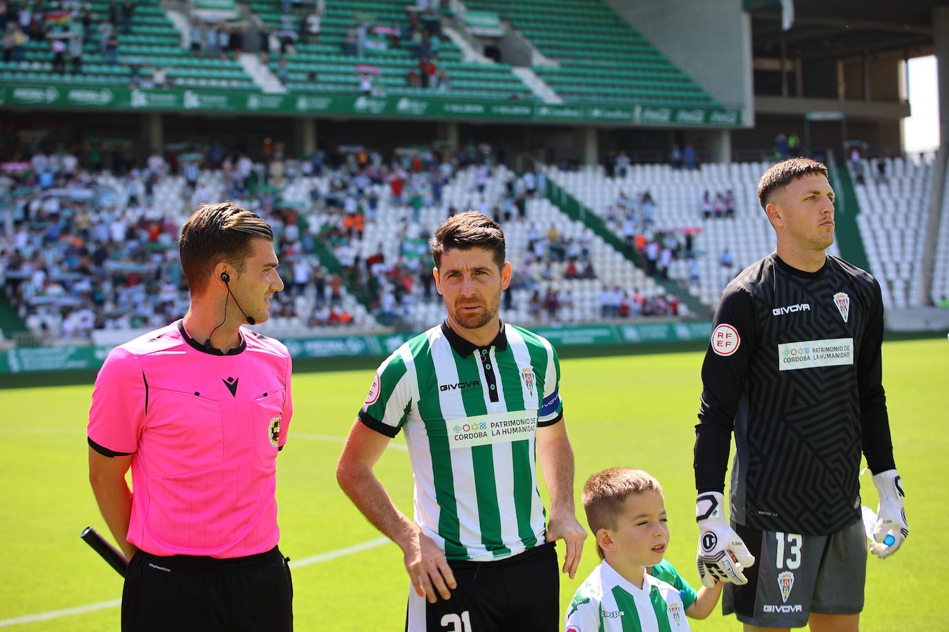 El ambiente y las mejores jugadas Córdoba CF - AD Ceuta en El Arcángel, en imágenes