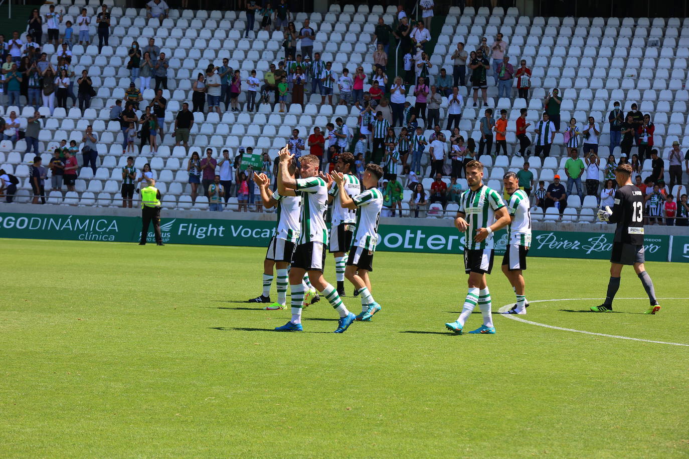 El ambiente y las mejores jugadas Córdoba CF - AD Ceuta en El Arcángel, en imágenes