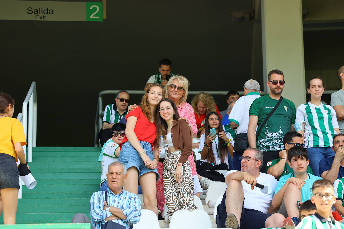 El ambiente y las mejores jugadas Córdoba CF - AD Ceuta en El Arcángel, en imágenes