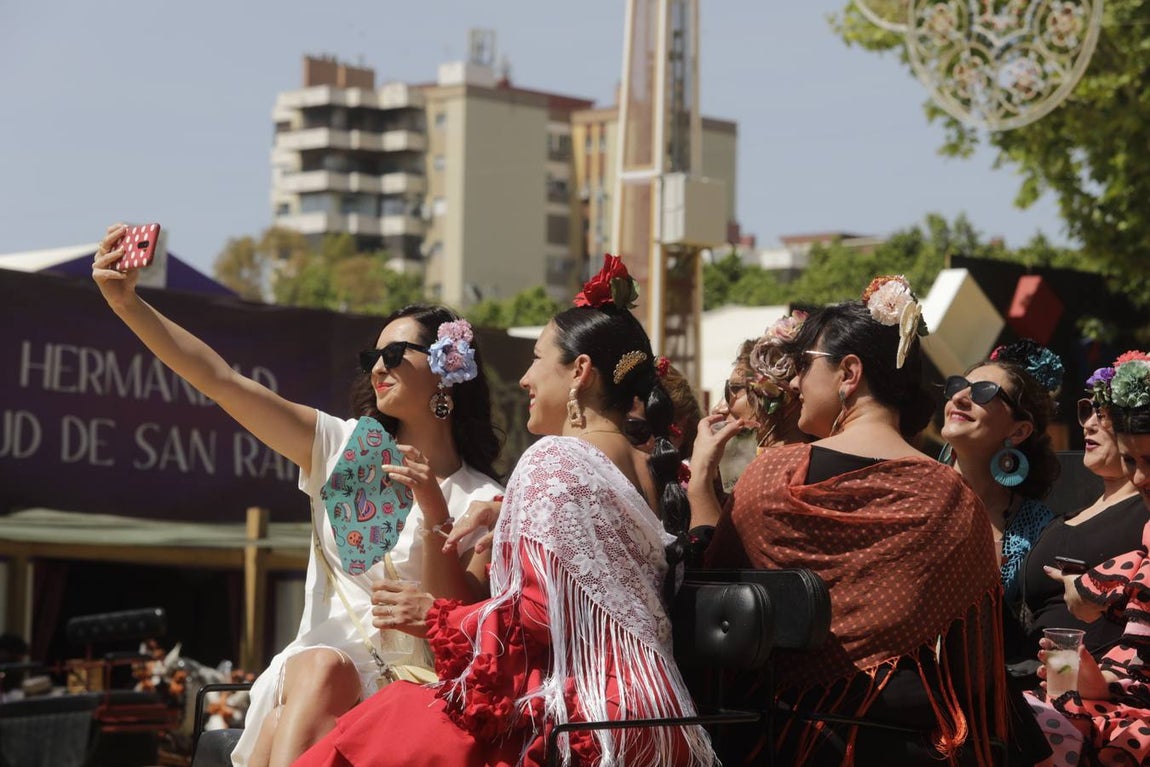 Fotos: Gran lunes de feria en el Real del González Hontoria en Jerez