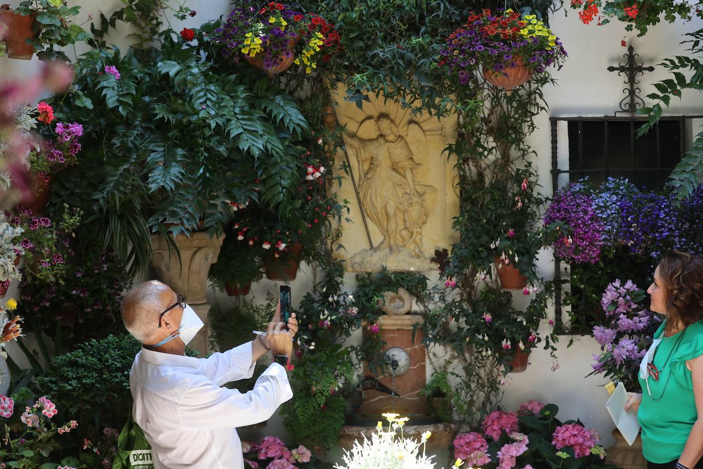 La ruta de patios de San Lorenzo de Córdoba, en imágenes