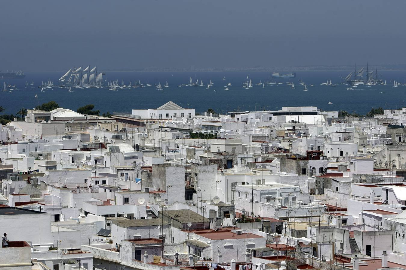 Imágenes para el recuerdo de las Regatas de los Grandes Veleros en Cádiz