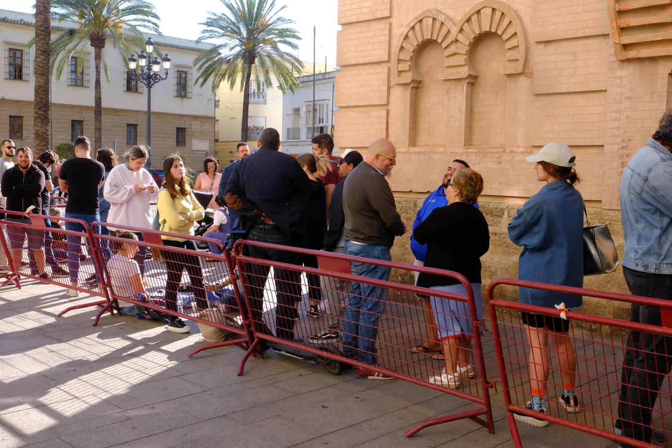 Fotos: los primeros que han comprado su entrada para el COAC 2022