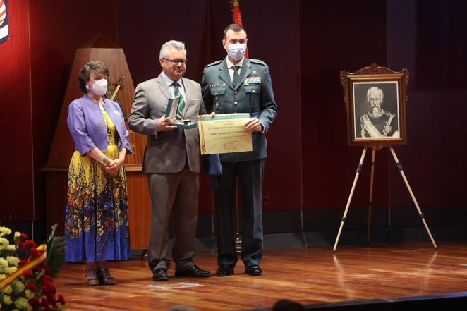 La conmemoración del 178º aniversario de la fundación de la Guardia Civil en Córdoba, en imágenes